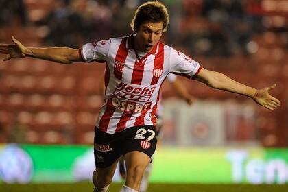 Soldano hizo los dos goles de Unión