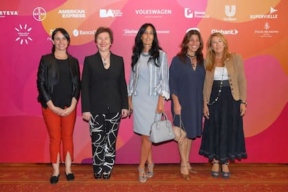 Soledad de Santis (Cargill), Cynthia Zarranz (Cargill), Analía Battaglia ( Bruchou, Fernandez Madero y Lombardi), Florencia Misrahi (Cargill), Cecilia Mairal ( Marval O Farrel Mairal)