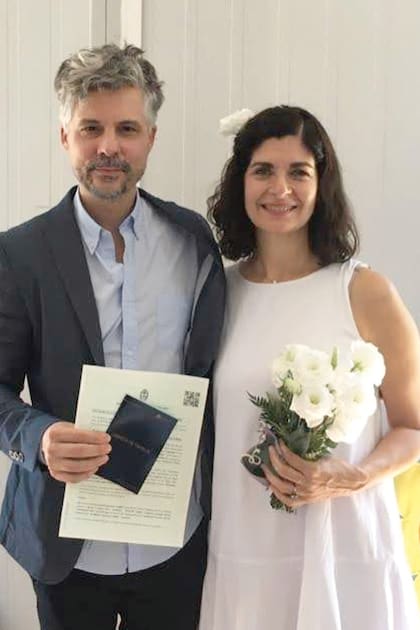 Soledad y Federico se conocieron en 1996 y en 2021, decidieron casarse en una ceremonia muy íntima.