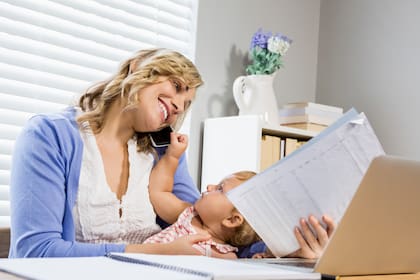 Solo califican hijos y familiares directos definidos por la normativa federal