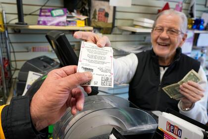Solo cinco veces en la historia de Mega Millions, los premios mayores superaron los US$1.000 millones