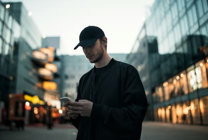 Solo las cuentas personales de Mercado Pago pueden adherir tarjetas
