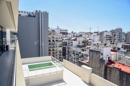 Solo un piso cuenta con su propia pileta descubierta y 140 metros cuadrados de terraza privada