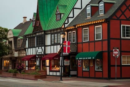 Solvang se caracteriza por mantener las costumbres y gastronomía danesa