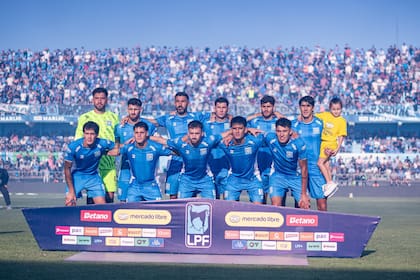 Son 10 los jugadores de Estudiantes de Río Cuarto que se encuentra entrenando a contraturno por decisión de la dirigencia del club