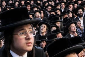 Cuál es la influencia real de los judíos ultraortodoxos y cómo los afecta el fin de la exención militar