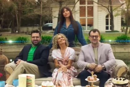 "Son los mejores compañeros", dijo Maru Botana sobre Wanda Nara y sus colegas Damián Betular y Christophe Krywonis, al frente de Bake Off Famosos