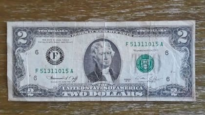 Son tres los elementos clave para identificar un valioso billete de 2 dólares: el número de serie, el año de emisión y el estado de conservación (Archivo)