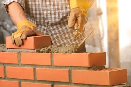 Soñar con construir una casa es uno de los sueños más optimistas, ya que expresa nuestra capacidad de crear en la vida