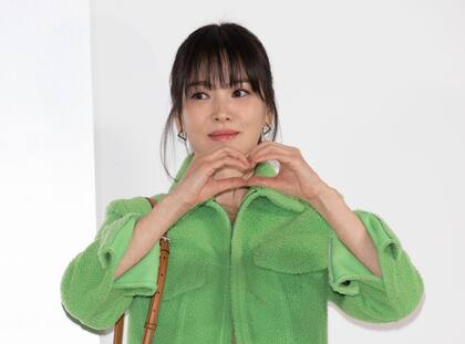  Song Hye-kyo, una de las invitadas más solicitadas en la semana de la moda de Seúl
