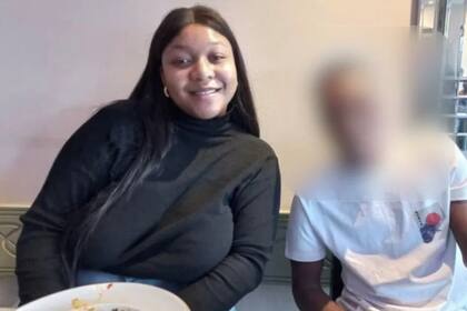 Sonia Ekweremadu, quien iba a recibir el riñón "donado", junto a Daniel