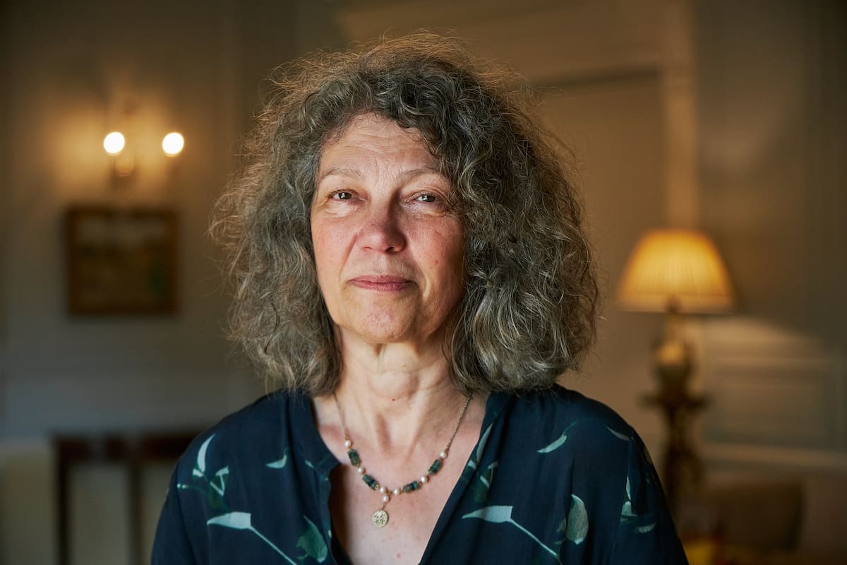 ¡Alerta Padres! La Experta Británica Revela Cómo Proteger a tus Hijos en la Era Digital