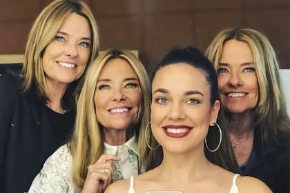 Sonia Zavaleta junto a su madre, María Emilia, y a sus tías, María Eugenia y María Laura