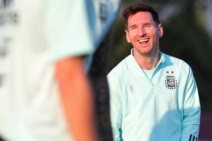 Sonríe Messi, antes de su quinta final con la selección. ¿La vencida?