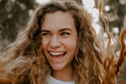 Sonríe porque no le tiene miedo al friz.