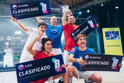 Sonríen para la cámara: los ganadores de las etapas clasificatorias que representarán a sus naciones en el Mundial de Globos en España
Foto: Gentileza Lauria Entertainment