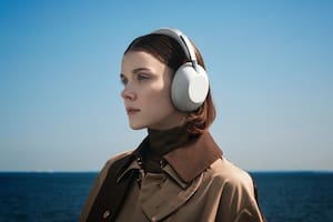 Sony presentó sus nuevos auriculares de alta gama The Collexion