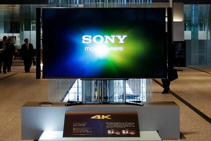 Sony presentó el primer modelo de TV 4K fabricado en la Argentina, que estará disponible a 39.999 pesos junto a un home theatre