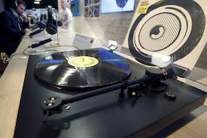 Por qué los discos de vinilo y otras tecnologías se niegan a desaparecer