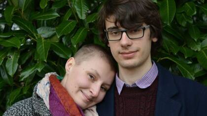 Sophie Jorgensen-Rideout y George Norman son asexuales, y están saliendo juntos