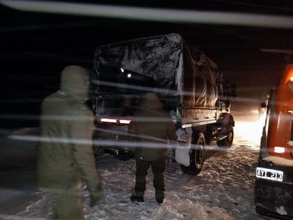 Sorprendidos por el temporal, los varados debieron pasar la noche a la intemperie, con temperaturas bajo cero