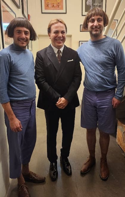 ¡Sorpresa! Cristián Castro fue a ver la obra de los Sutottos y sorprendió a los presentes con su visita al teatro