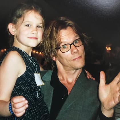 Sosie y Kevin Bacon comparten no solo la pasión por la actuación, sino también por la música