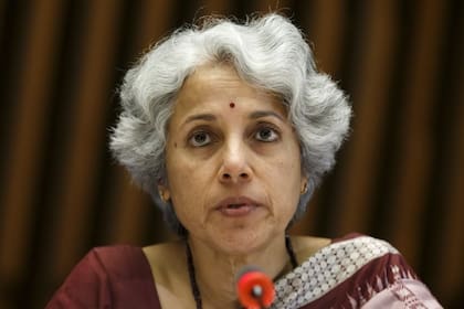 Soumya Swaminathan, directora de ciencia de la OMS, dijo que tomará algún tiempo antes de encontrar una vacuna contra el virus.