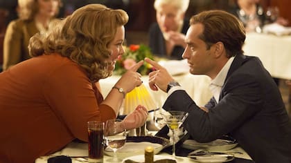 Melissa McCarthy y Jude Law en Spy: una espía despistada