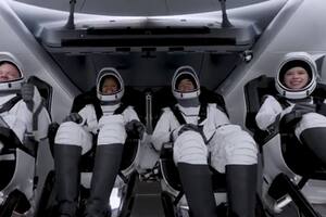 Los astronautas a bordo de la cápsula Crew Dragon de SpaceX no pueden usar el baño
