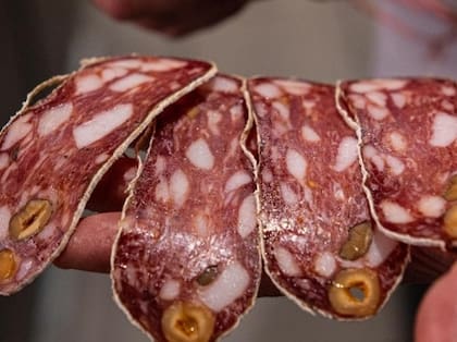 Spianatta de pistacho en Corte Charcuteria