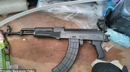 Spiby fue condenado a 16 años por varios delitos, entre ellos, posesión ilegal de armas (Foto: X)