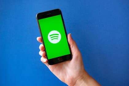 El precio de Spotify está fijado en pesos, pero muchos bancos lo cobran en dólares