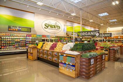 Sprouts Farmers Market se destaca por ofrecer productos frescos y orgánicos