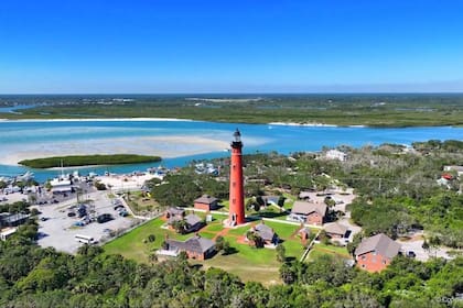 Spruce Creek es una exclusiva comunidad residencial aérea en Florida