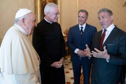 Stallone le agradece al Papa por haberlo recibido en el Vaticano