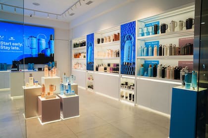 Stanley avanza en la apertura de locales exclusivos en la Argentina