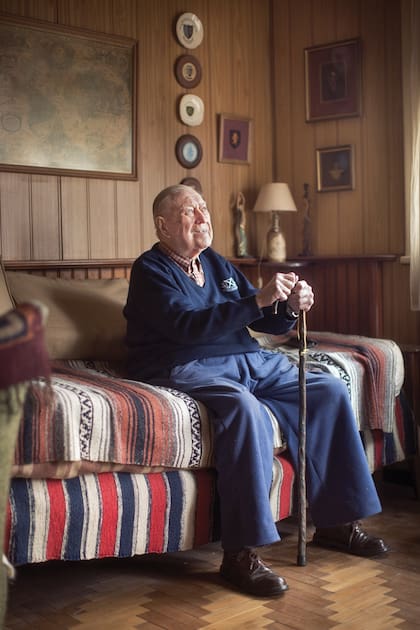 Stanley Coggan, de 94 años, en su casa de Lomas de Zamora
