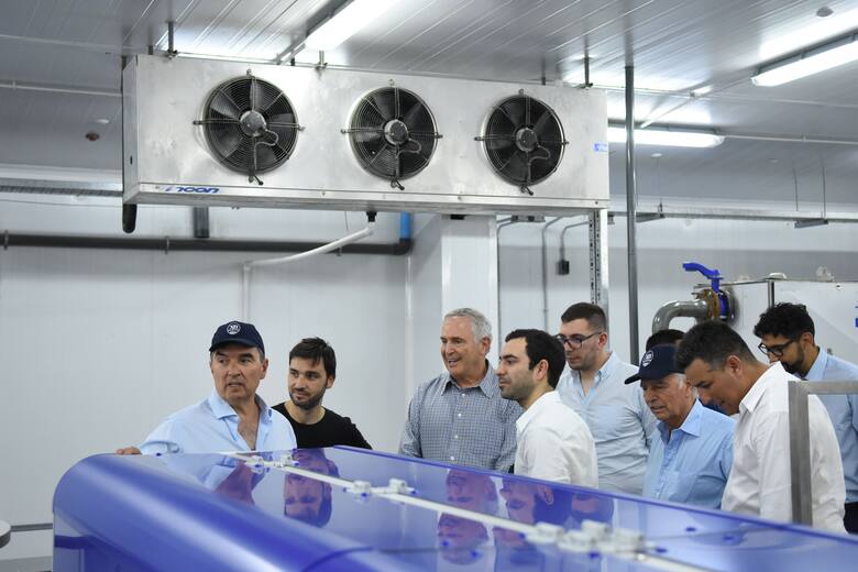 El embajador de EE.UU. visitó el establecimiento alimenticio de Bulgheroni en el sur