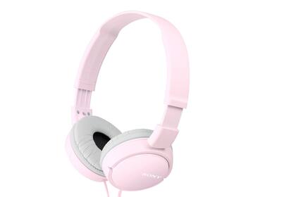 Staples vende desde artículos imprescindibles para el home office como estos auriculares (gran regalo en cuarentena) a libros, alimentos e ítems de limpieza y tecnología