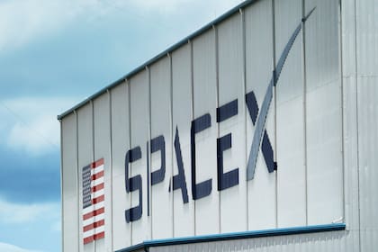 Starlink es operada por SpaceX desde su lanzamiento en 2019 (Foto AP/David J. Phillip)