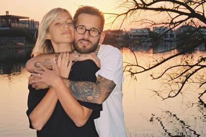 Stefi Roitman y Ricky Montaner