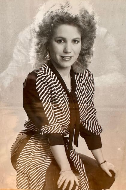 Stella Maris Muñoz, fotogénica, una de sus herramientas para entrar en los medios