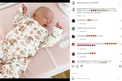 Stephanie compartió uno de los looks de Arianna (Foto: Instagram @stephaniedemner)