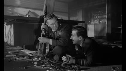 Sterling Hayden y Peter Sellers en el rodaje de Doctor Insólito en Londres