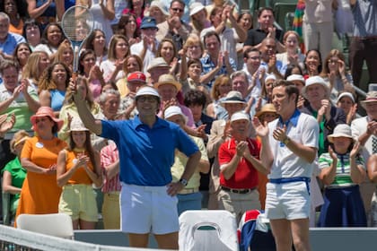 Steve Carell y Lewis Pullman en La batalla de los sexos de 2017 (Foto: IMDb)