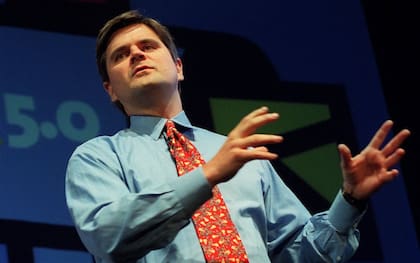 Steve Case buscó fusionar AOL con Time-Warner y fracasó