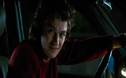 Steve hace una aparición en el misterioso video de la temporada 3