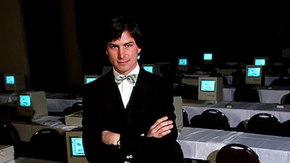 Steve Jobs fue uno de los fundadores de la industria tecnológica que representó a la informática en 1982.