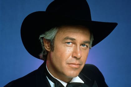 Steve Kanaly interpretó a Ray Krebbs, el capataz del rancho Southfork que con el tiempo descubriría ser hijo ilegítimo de Jock Ewing